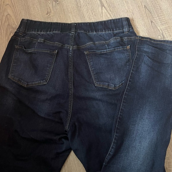 New York and company curvy 18 tall skinny jeans - Picture 4 of 4